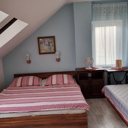 Penzion a Víno Břeclav Exteriér fotografie
